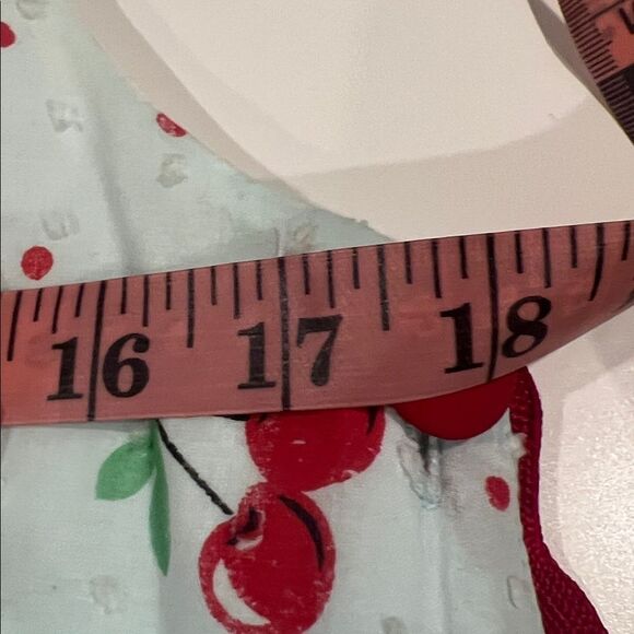 Unique vintage cherry print button down on side beautiful new no tags - Picture 10 of 12